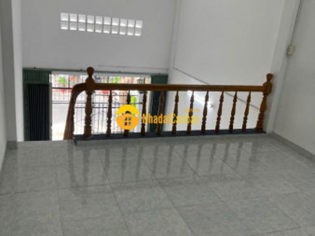 Nhà mặt phố bán