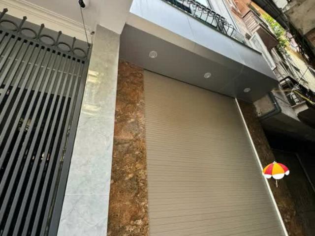 Nhà mặt phố bán tại Hoàn Kiếm, Hà Nội