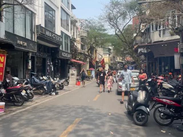 Nhà mặt phố bán tại Hoàn Kiếm, Hà Nội