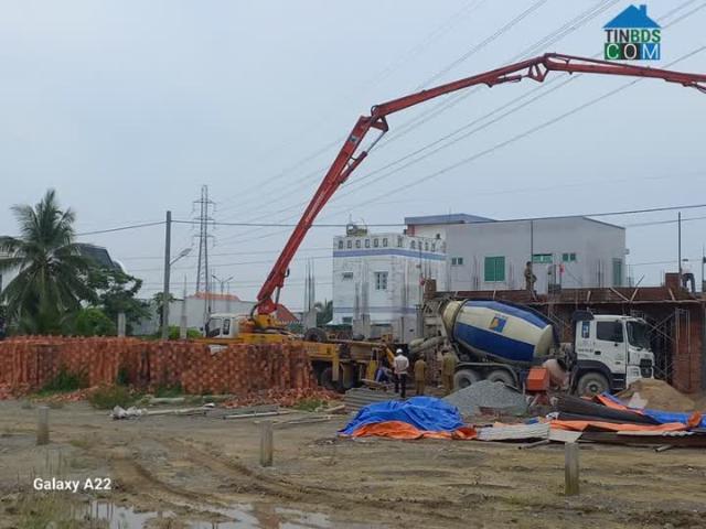 Nhà mặt phố bán