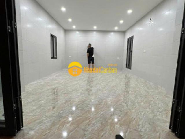 Nhà mặt phố bán