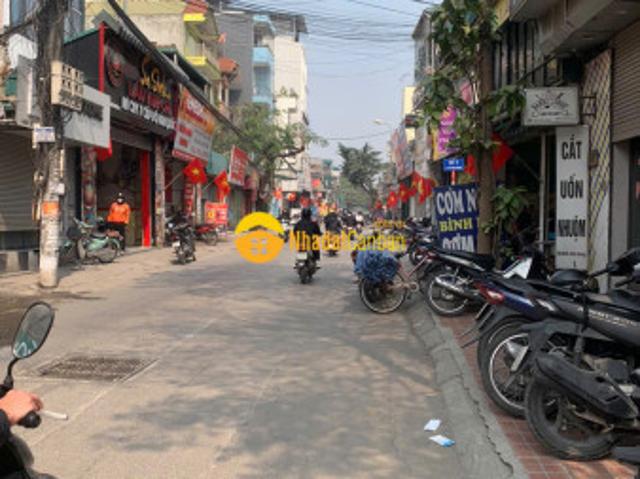Nhà mặt phố bán