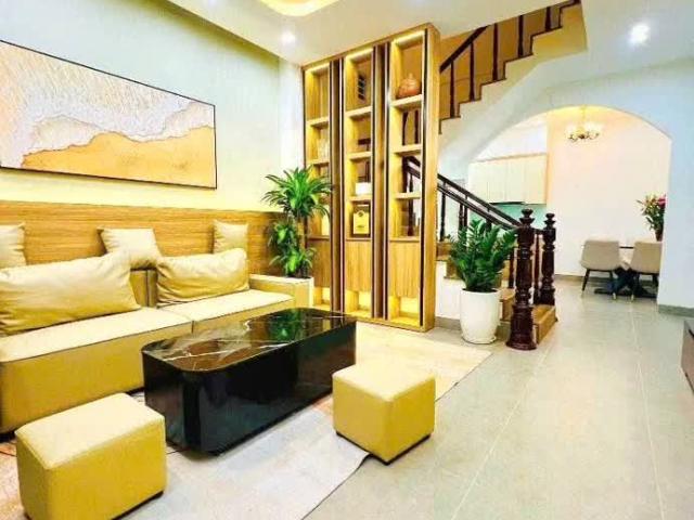 Nhà bán tại Hoàn Kiếm, Hà Nội