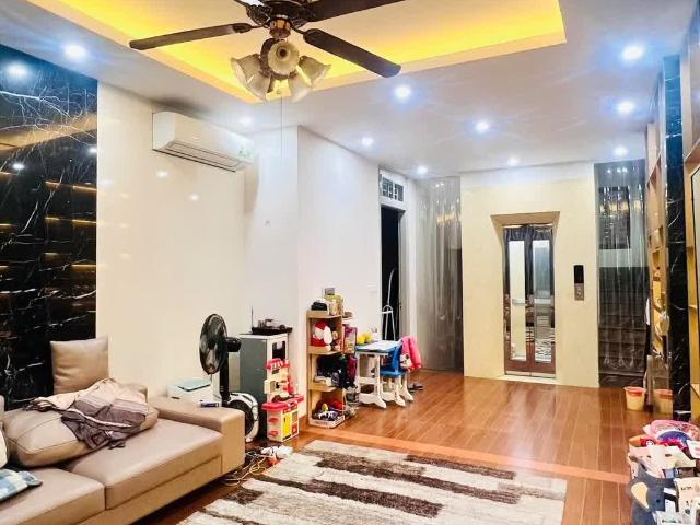 Nhà bán tại Hoàn Kiếm, Hà Nội