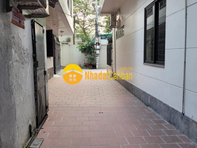 Nhà mặt phố bán
