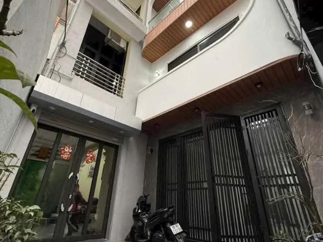 Nhà bán tại Hoàn Kiếm, Hà Nội