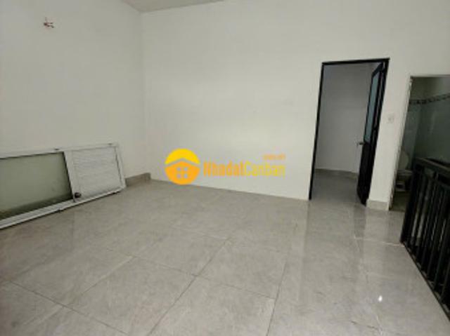 Nhà mặt phố bán