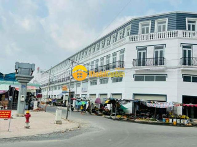 Nhà mặt phố bán