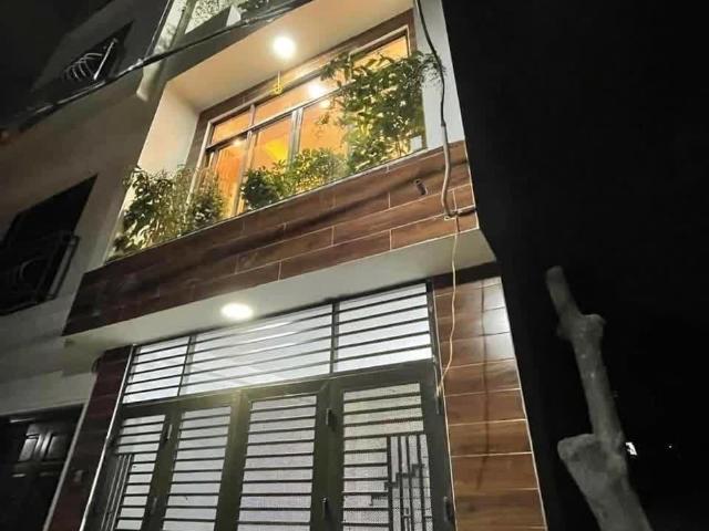 Nhà mặt phố bán tại Hoàn Kiếm, Hà Nội