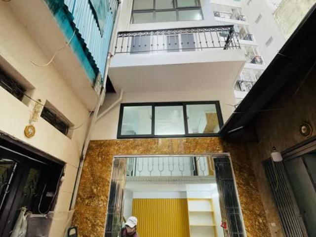 Nhà bán tại Hoàn Kiếm, Hà Nội