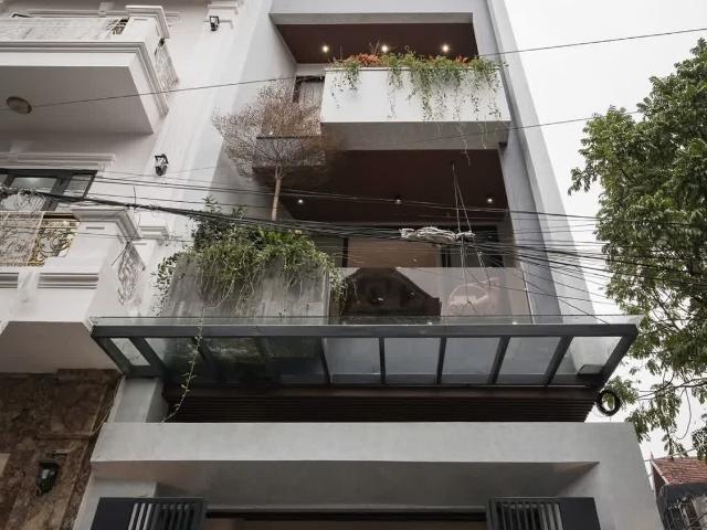 Nhà mặt phố bán