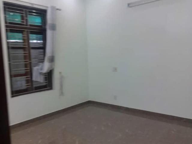 Nhà mặt phố bán