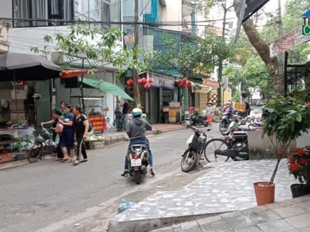 Nhà bán tại Hoàn Kiếm, Hà Nội