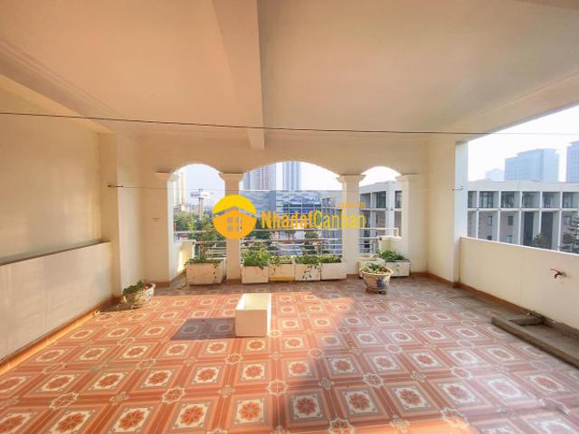 Nhà mặt phố bán