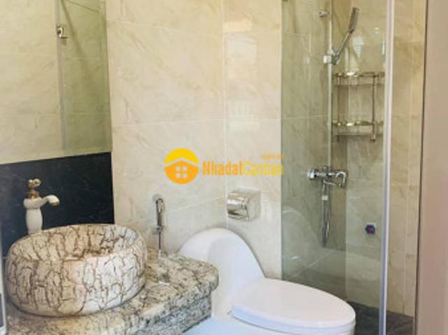 Nhà mặt phố bán