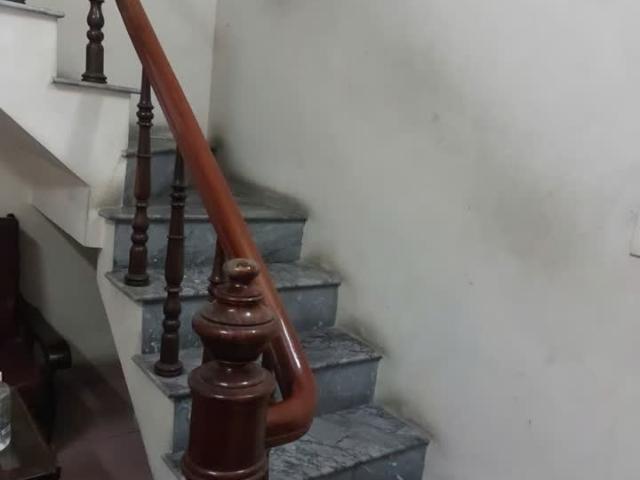 Nhà mặt phố bán