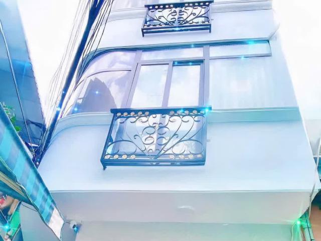 Nhà bán tại Khuôn viên UBND Thành phố Hồ Chí Minh, Thành phố Hồ Chí Minh