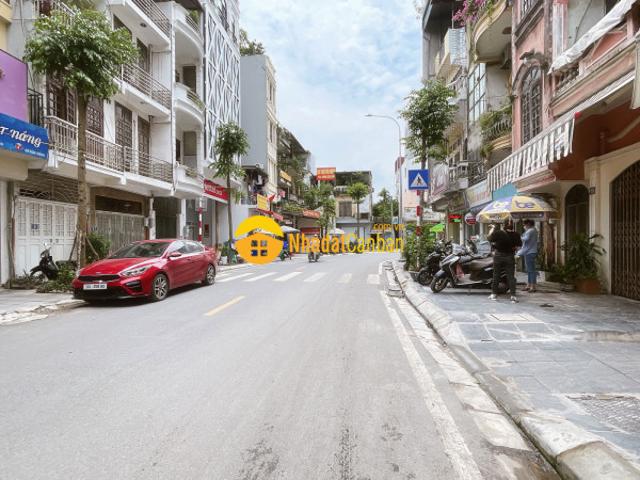 Nhà mặt phố bán