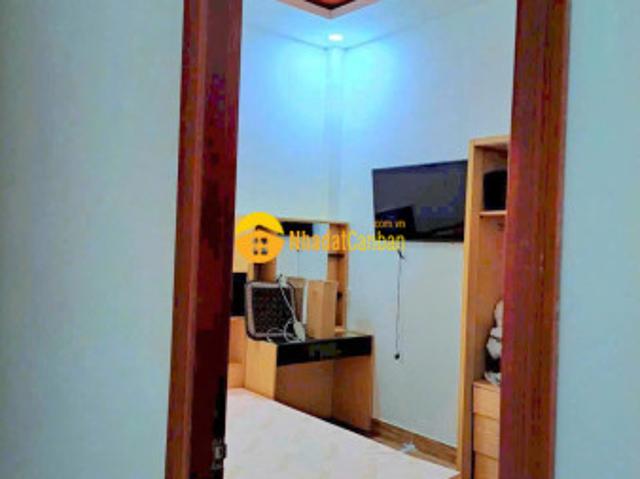 Nhà mặt phố bán