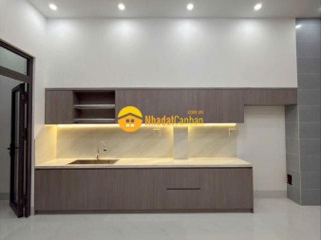 Nhà mặt phố bán