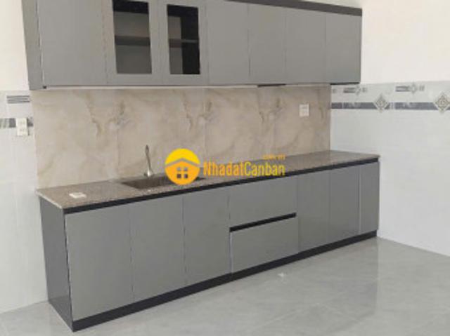 Nhà mặt phố bán