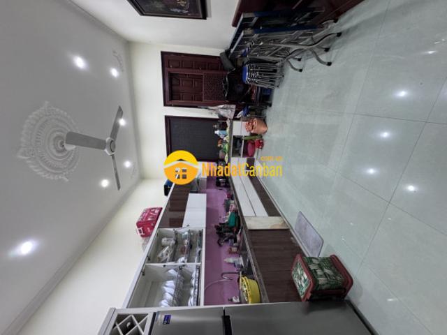 Nhà bán