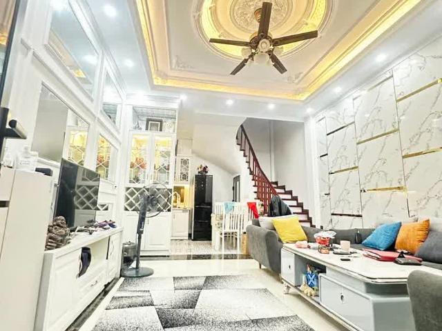 Nhà bán tại Hoàn Kiếm, Hà Nội