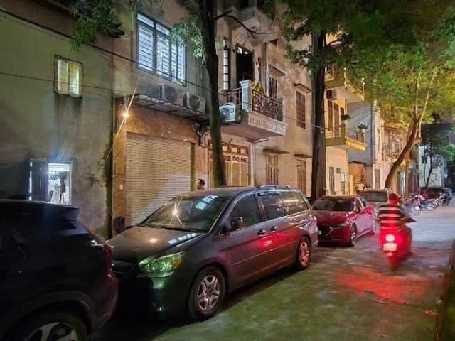 Nhà bán tại Hoàn Kiếm, Hà Nội