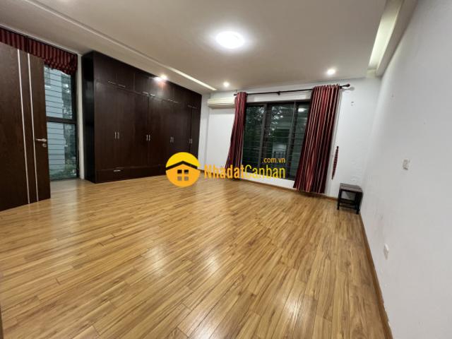 Nhà mặt phố bán