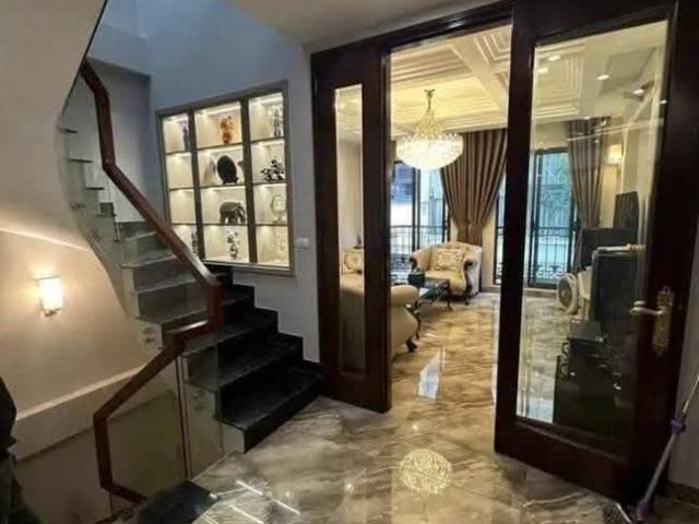 Nhà bán tại Hoàn Kiếm, Hà Nội
