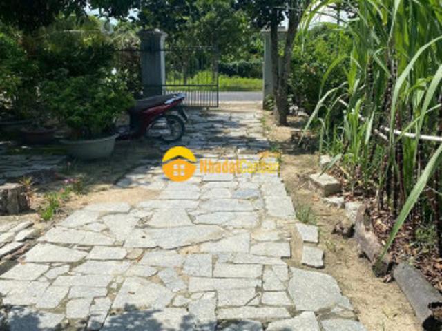 Nhà mặt phố bán