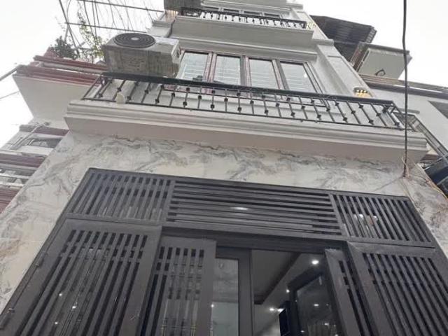 Nhà bán tại Hoàn Kiếm, Hà Nội