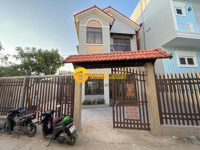 Nhà bán