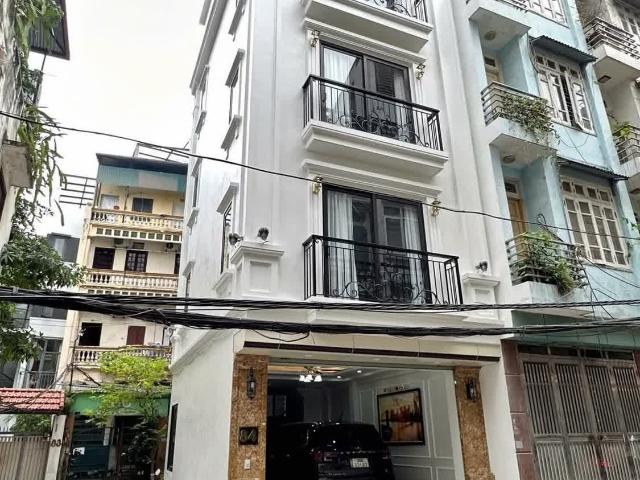 Nhà mặt phố bán tại Hoàn Kiếm, Hà Nội