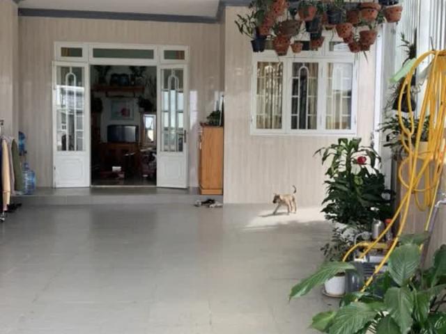 Nhà bán