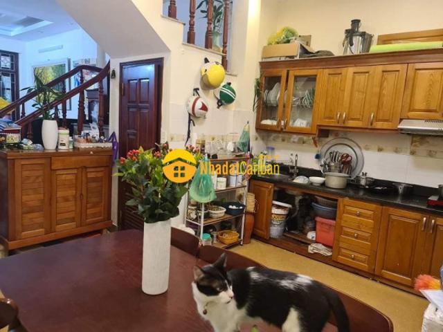 Nhà bán