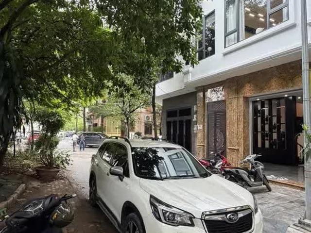 Nhà bán tại Hoàn Kiếm, Hà Nội