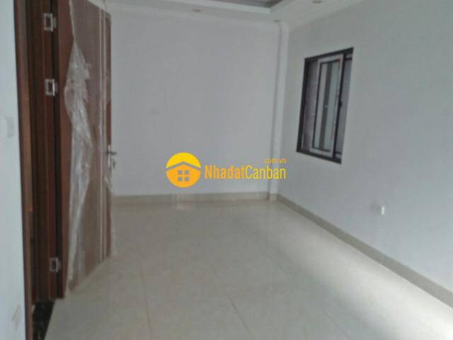 Nhà mặt phố bán