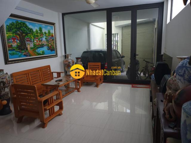 Nhà mặt phố bán