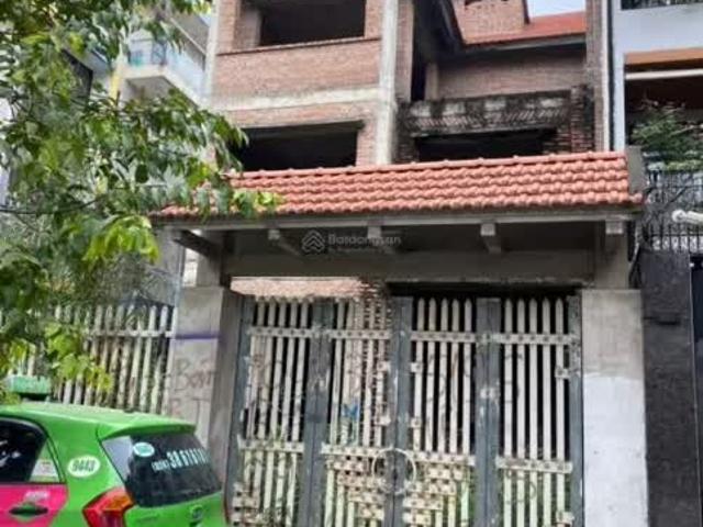 Nhà mặt phố bán tại Hoàn Kiếm, Hà Nội