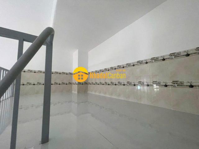 Nhà mặt phố bán
