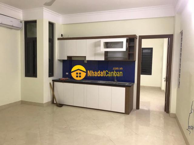 Nhà mặt phố bán