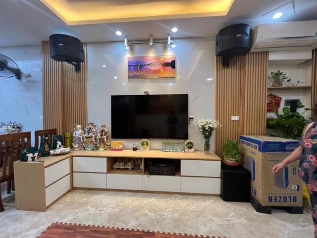Nhà mặt phố bán tại Hoàn Kiếm, Hà Nội