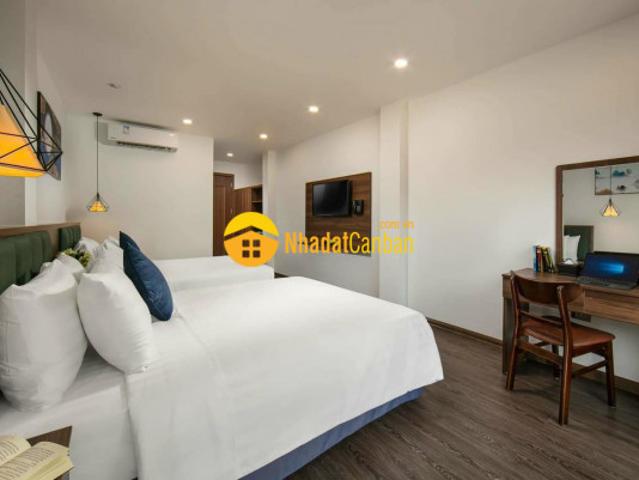 Nhà mặt phố bán