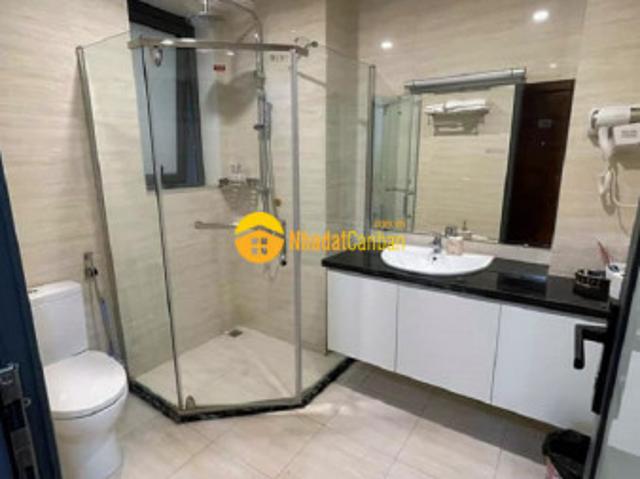 Nhà mặt phố bán