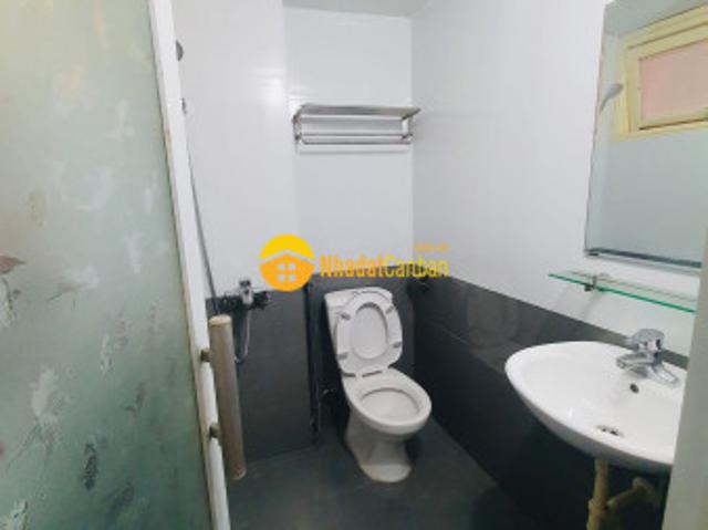 Nhà mặt phố bán
