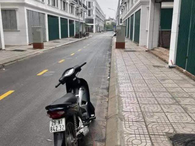 Nhà mặt phố bán tại Hoàn Kiếm, Hà Nội