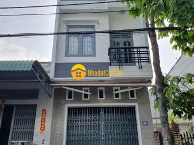 Nhà mặt phố bán