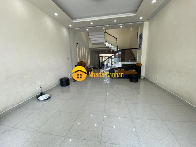 Nhà mặt phố bán