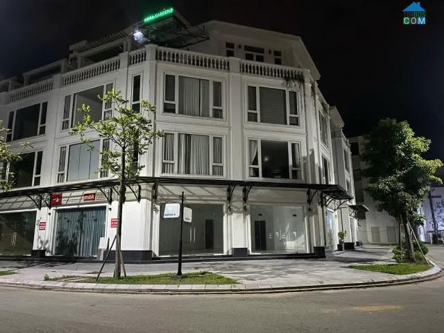 Nhà mặt phố bán